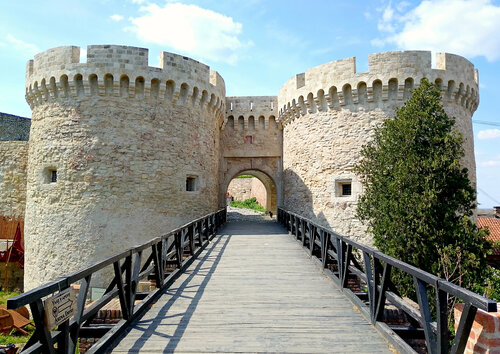 Stari Grad Belgrade Travel Guide — Alter Hauptbahnhof, Belgrade