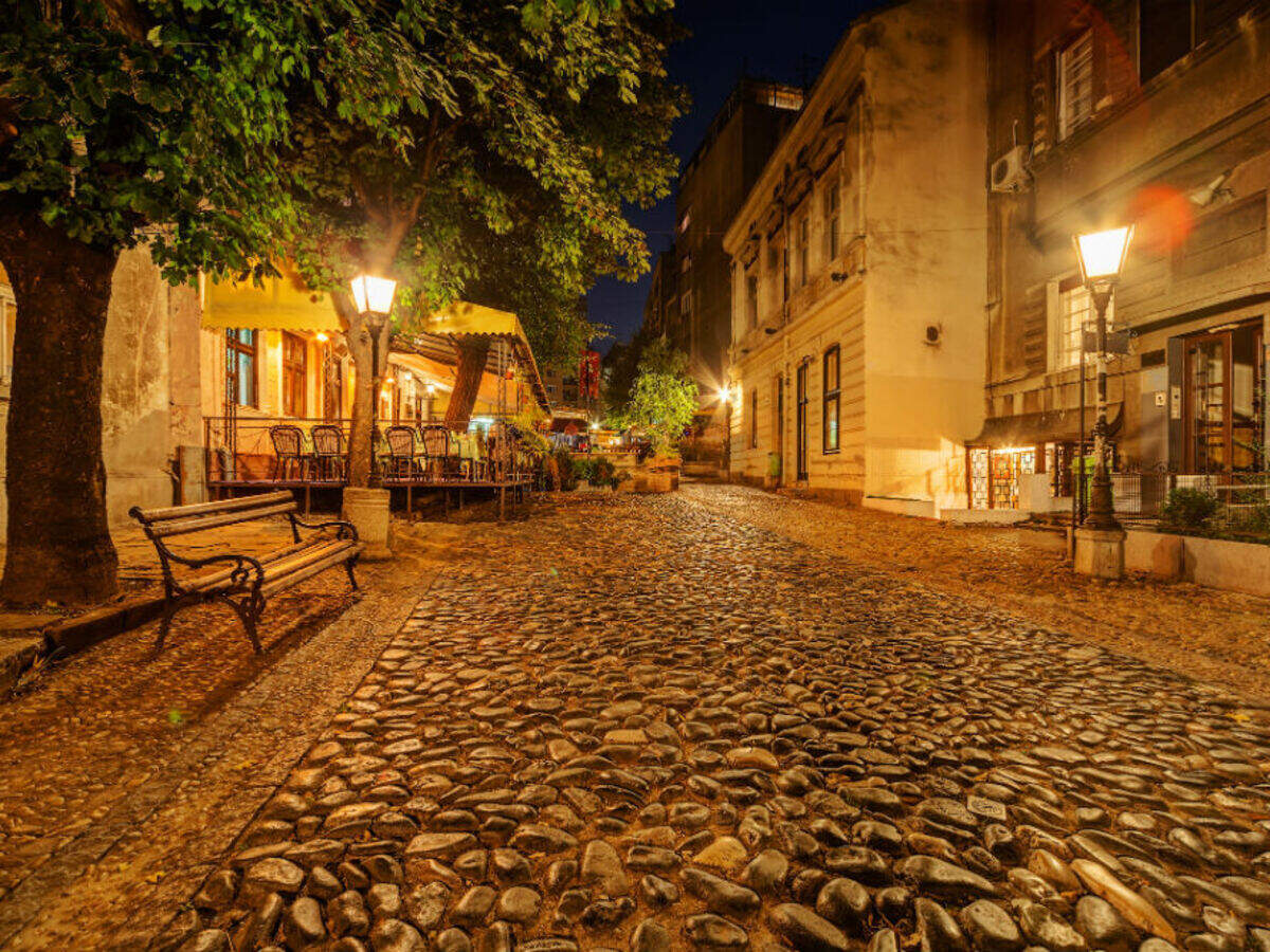 Skadarlija and the old town — Belgrade Nightlife