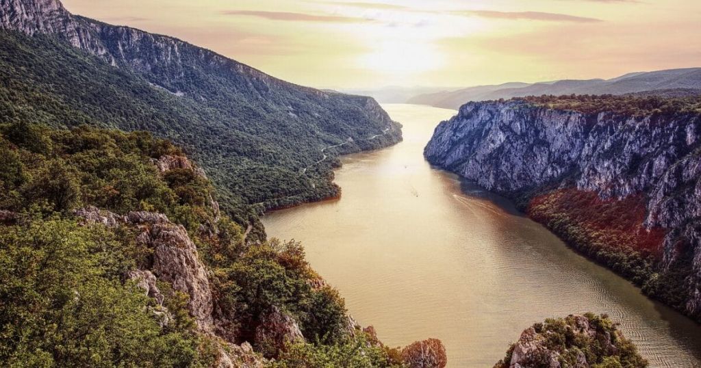 Driving in Serbia: Rules, Tolls and Rental Cars