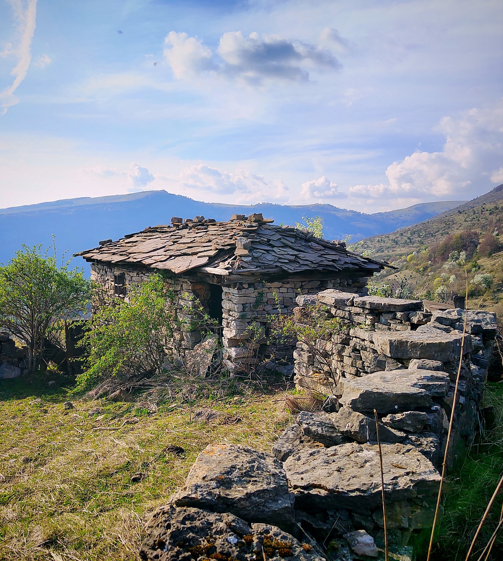 Gostuša, Pirot | Natural-Material Stone Village