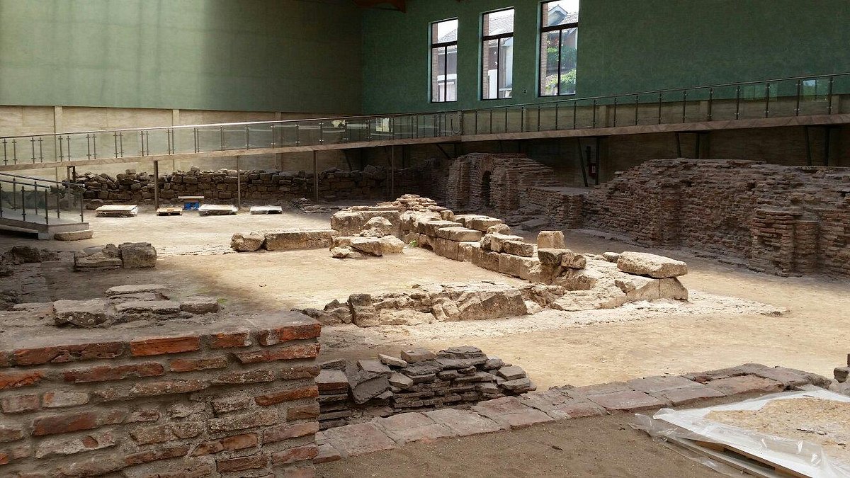 Sremski Karlovci historic center and Orthodox church architecture