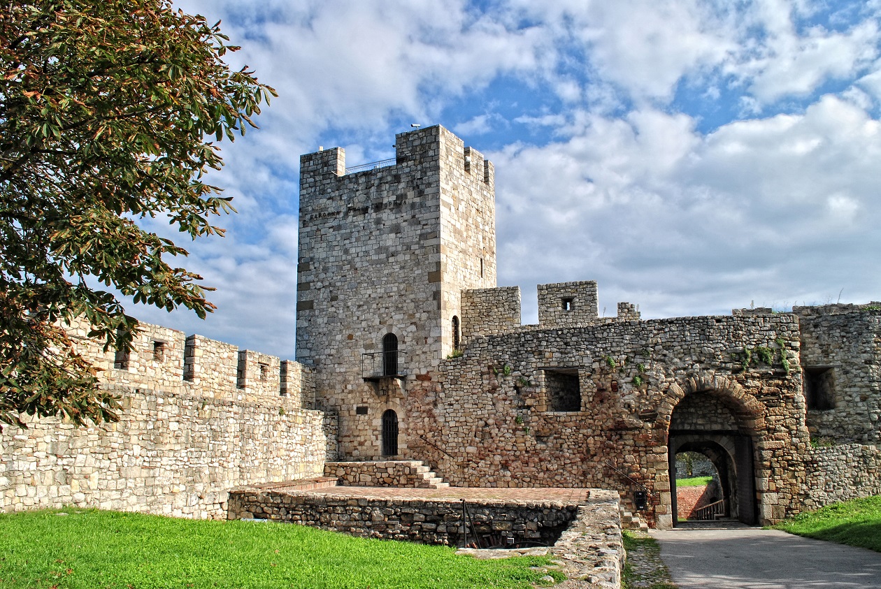 Victor Monument at Kalemegdan facing the rivers in Belgrade