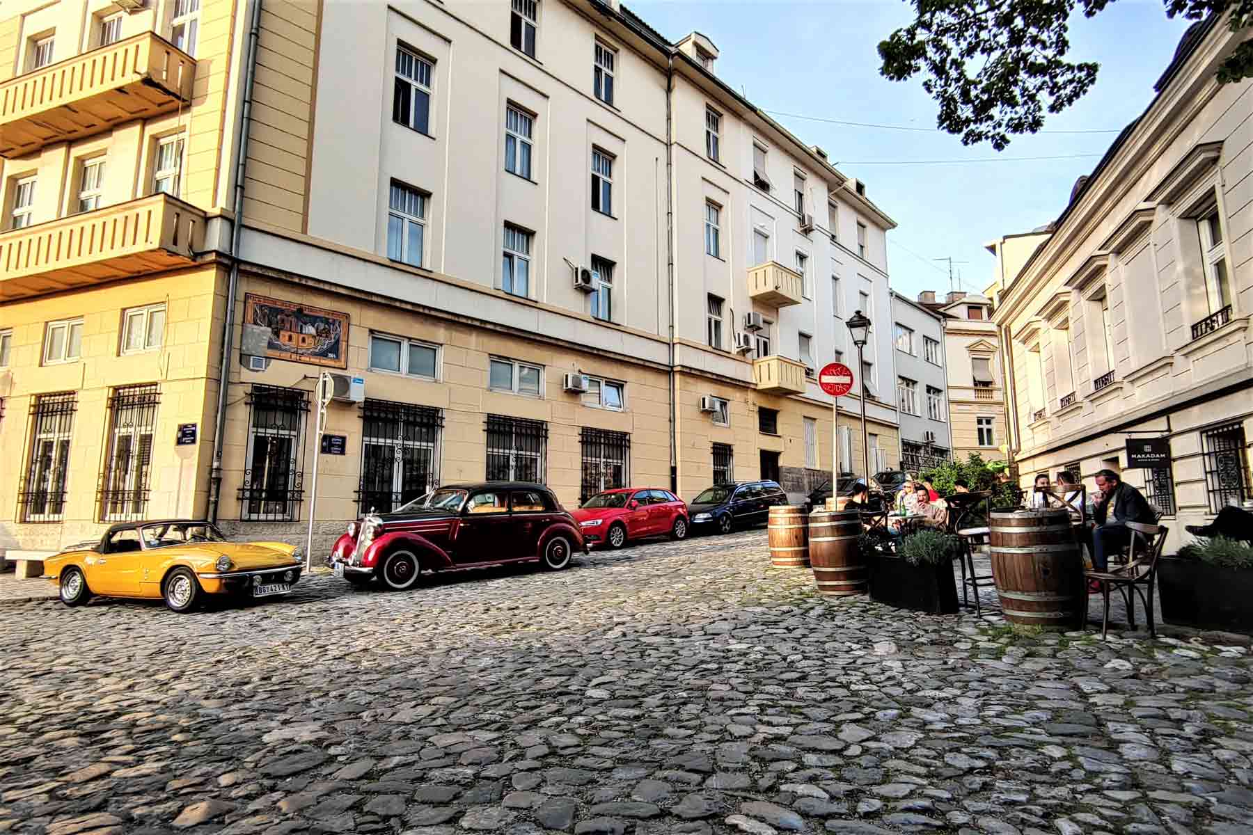 Cobbled lanes and old façades — Kosančićev Venac, Belgrade