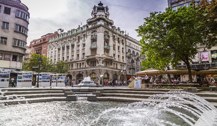 Knez Mihailova Street — Narben einer Stadt in Belgrade