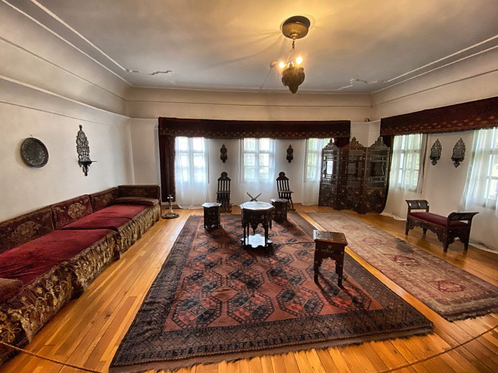 Museum interiors you can read — Residenz der Fürstin Ljubica, Belgrade