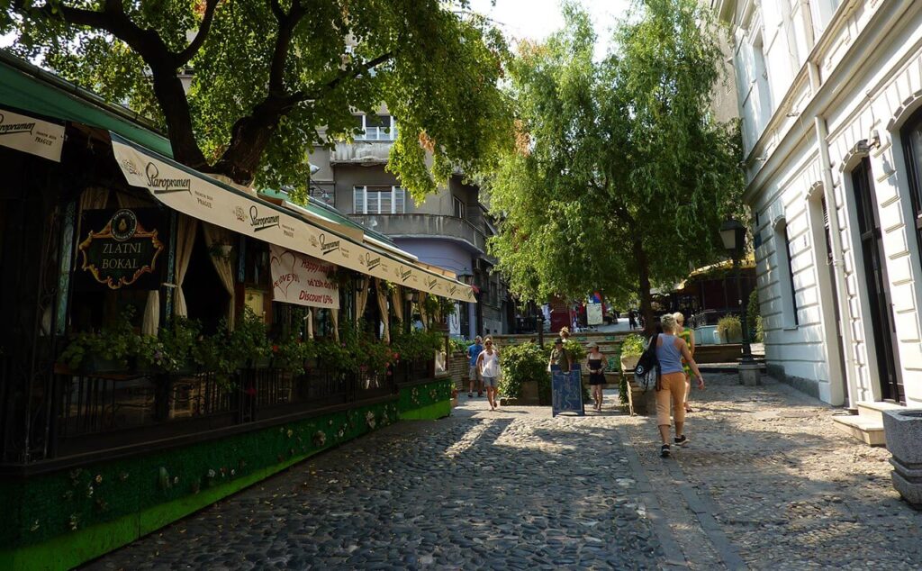 Architecture 2 — Strahinjića Bana, Belgrade