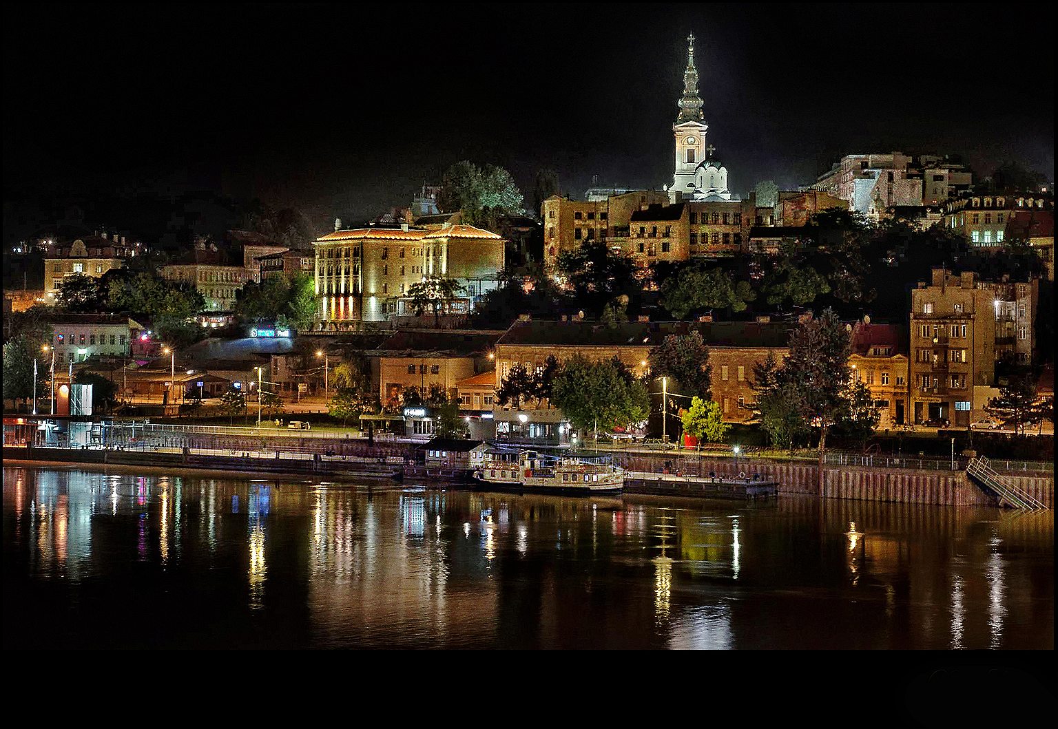 Belgrade Nightlife — Strogi Centar, Vračar, Belgrade
