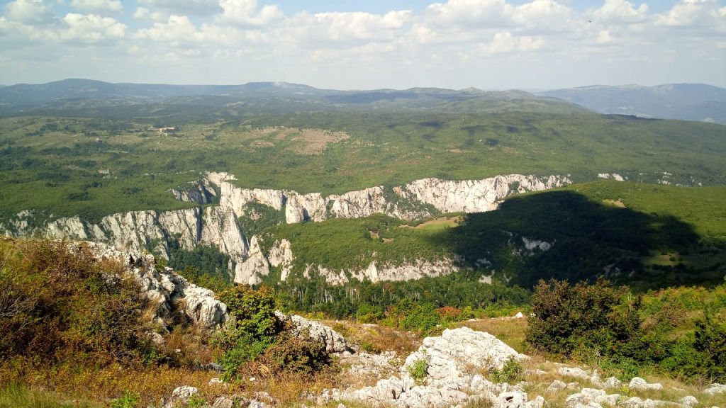 Lazarus Cave, Lazarus Cave, Bor and Surroundings