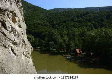 How Get Ovčar-kablar Gorge, Ovčar-Kablar Gorge, Kraljevo