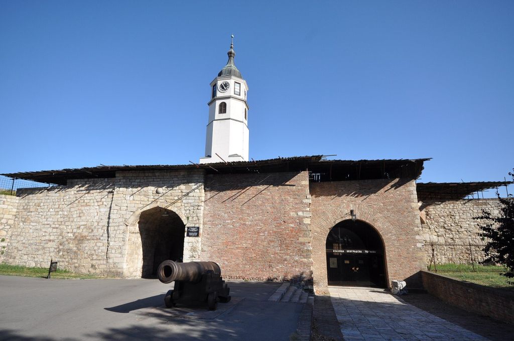Belgrade Fortress (13806788265).jpg