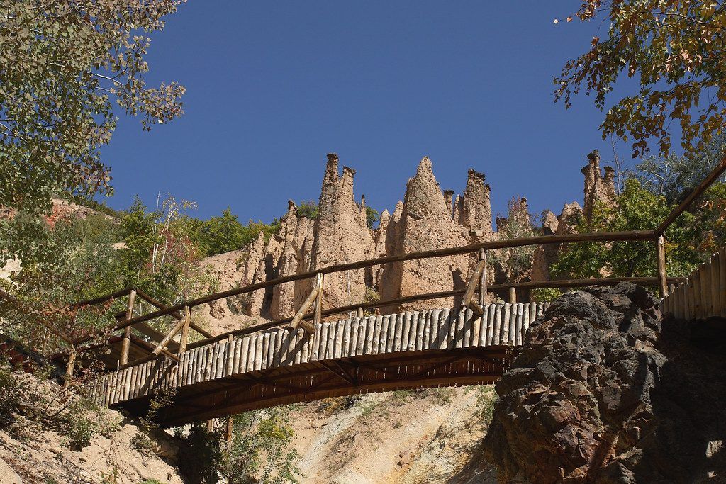 Tall erosion pillars