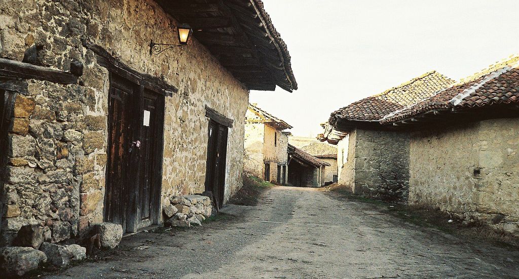 Rajac wine cellar village