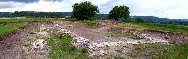 Reading Fort Remains Timacum Minus, Timacum Minus and Ravna Archaeological