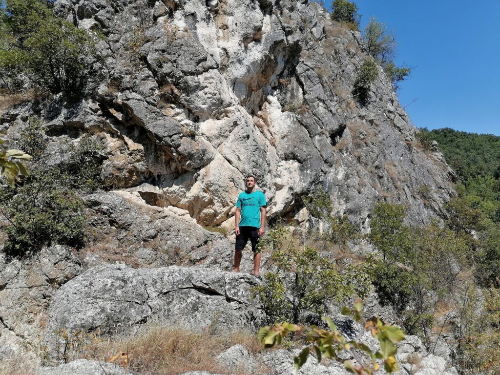 Main cliff face at Mokranjske stene