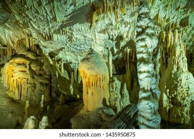 Resava Cave, Despotovac | Cave halls, stalactites and guided underground walks