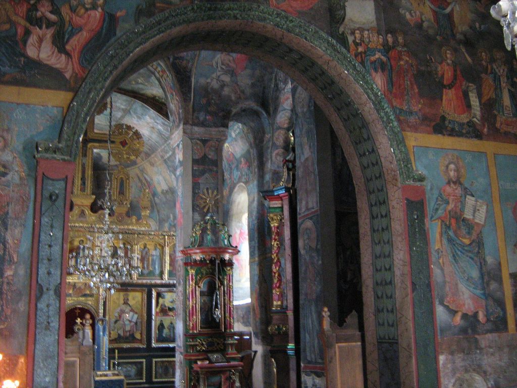 File:Krušedol monastery 24.jpg - Wikimedia Commons