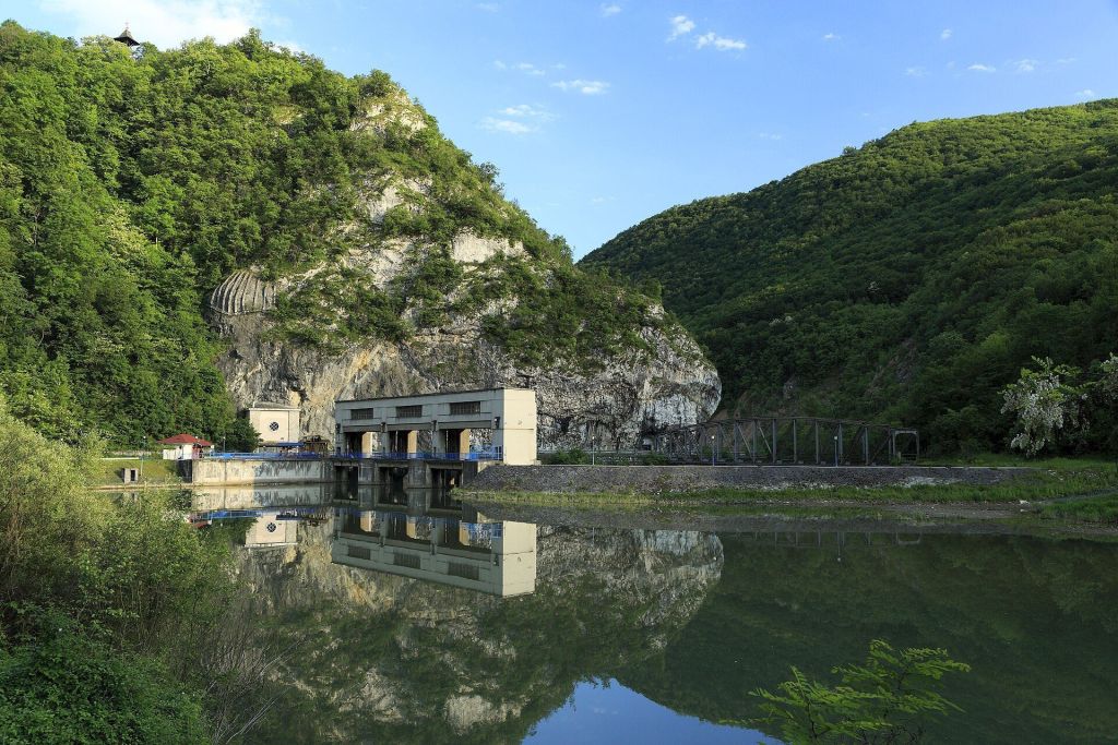 Ovčar-Kablar Gorge, Čačak | Monasteries, hiking and West Morava boat rides