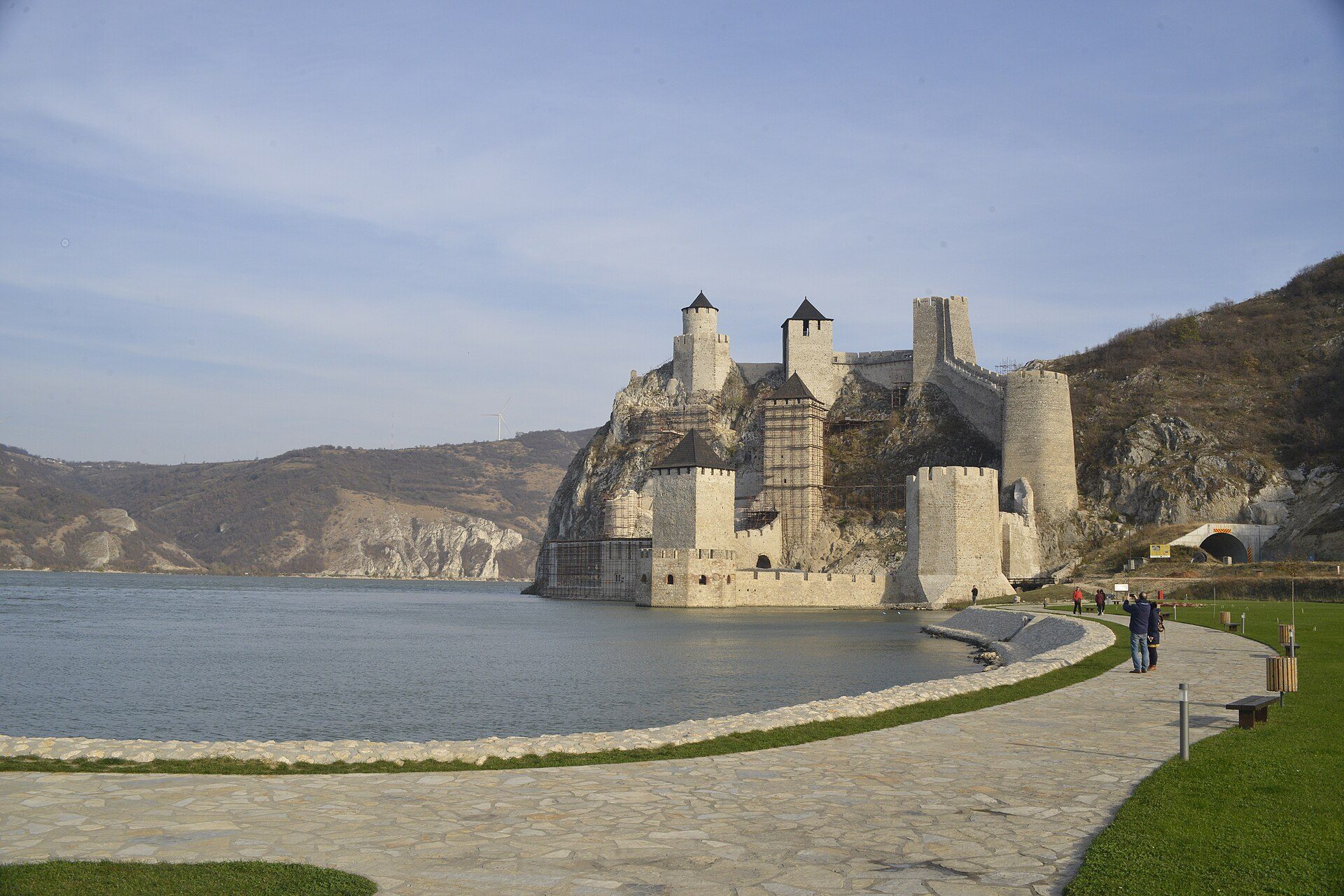 Fortress Golubac 14.jpg