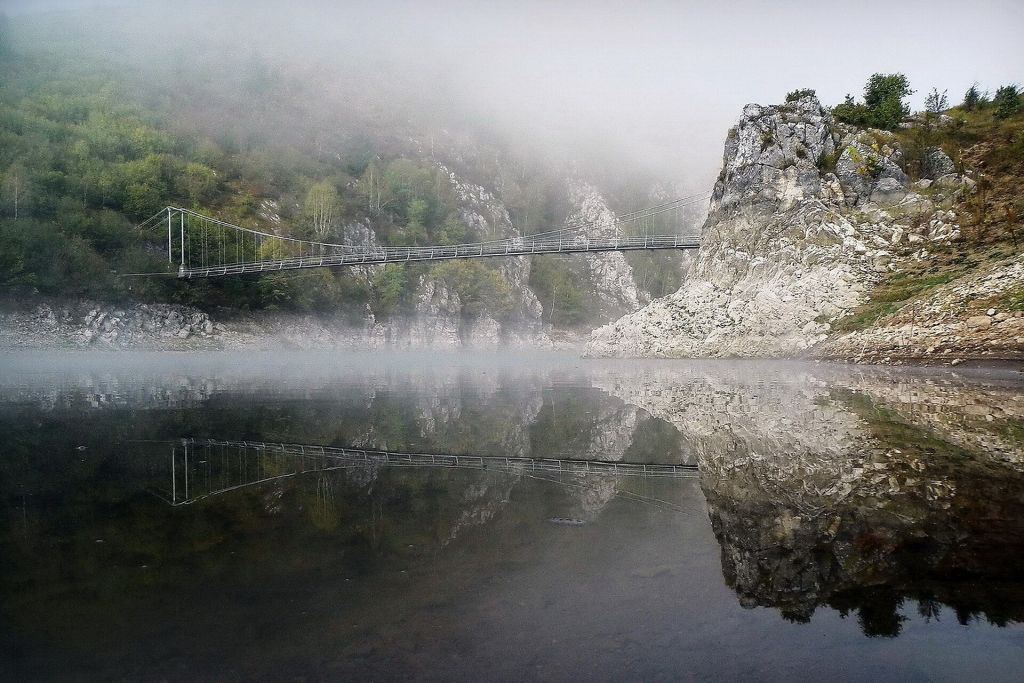Uvac Meanders & Griffon Vulture Reserve, Serbia