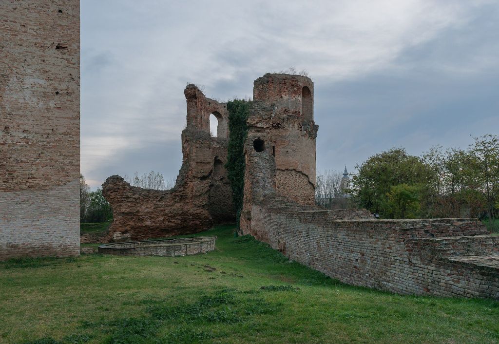 Bač Fortress