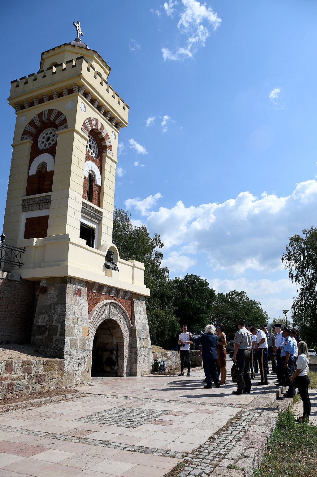 Čegar Hill Monument