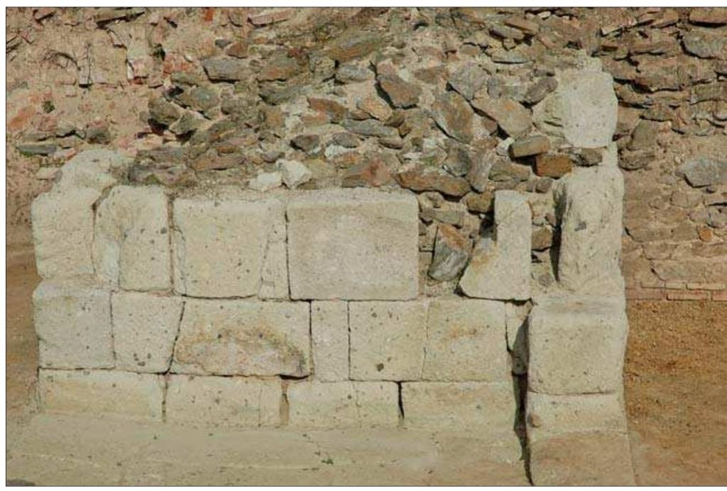 Fortification walls and gates