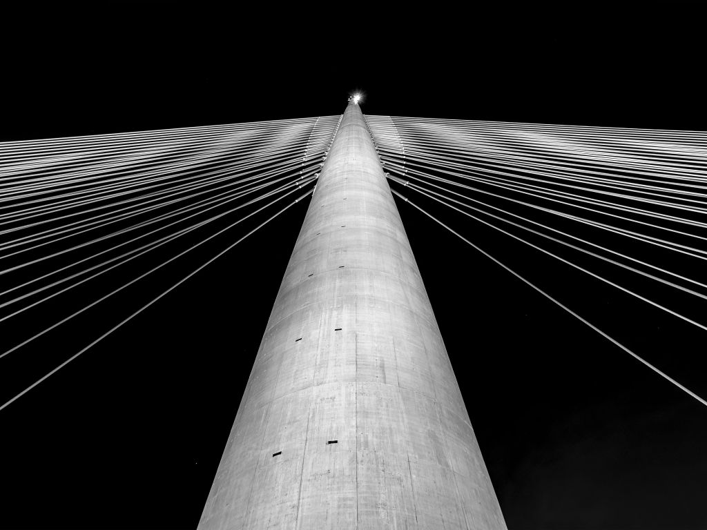 Ada Bridge pylon (Sava river, Belgrade).jpg