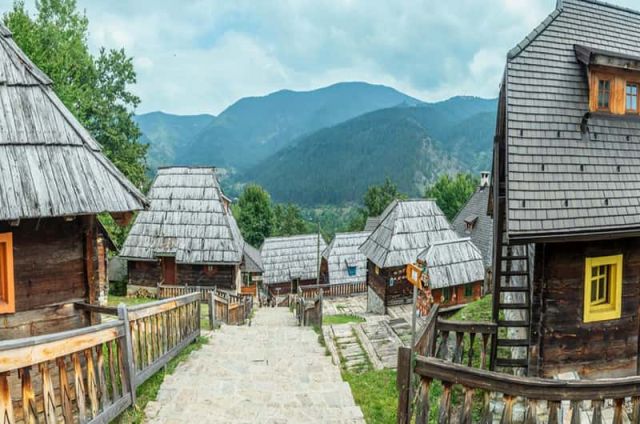 Mećavnik, Drvengrad