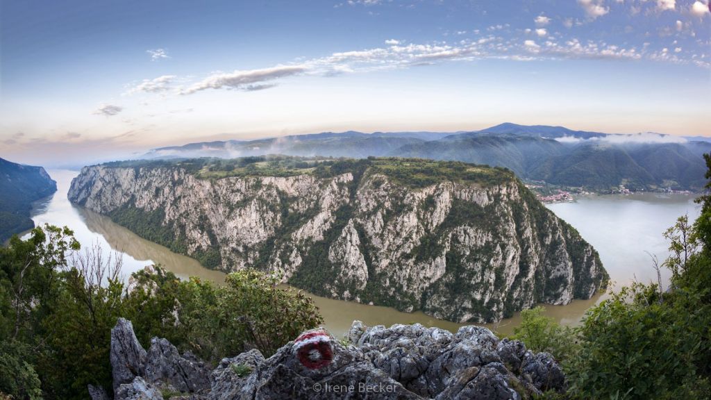 Kladovo, Đerdap National Park | Danube tours and the Romania ferry
