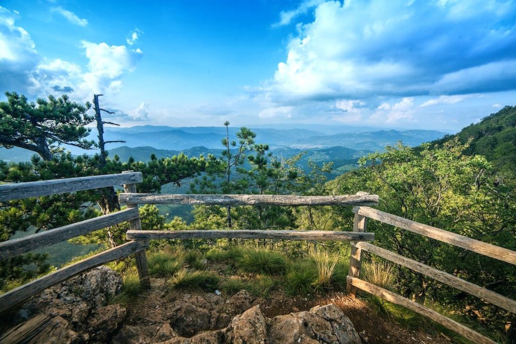 West Serbia Travel Guide: How to Visit Mokra Gora, Drvengrad, Sargan Eight  Train & More! - Adventures With Luda