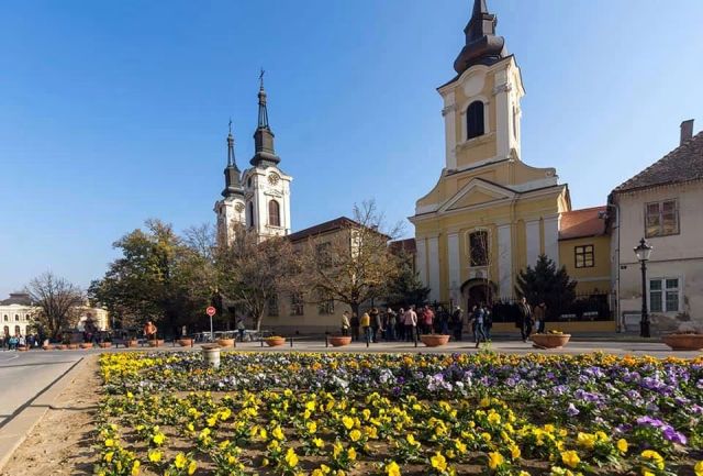 Sremski Karlovci - Most fameus baroque village in Serbia ...