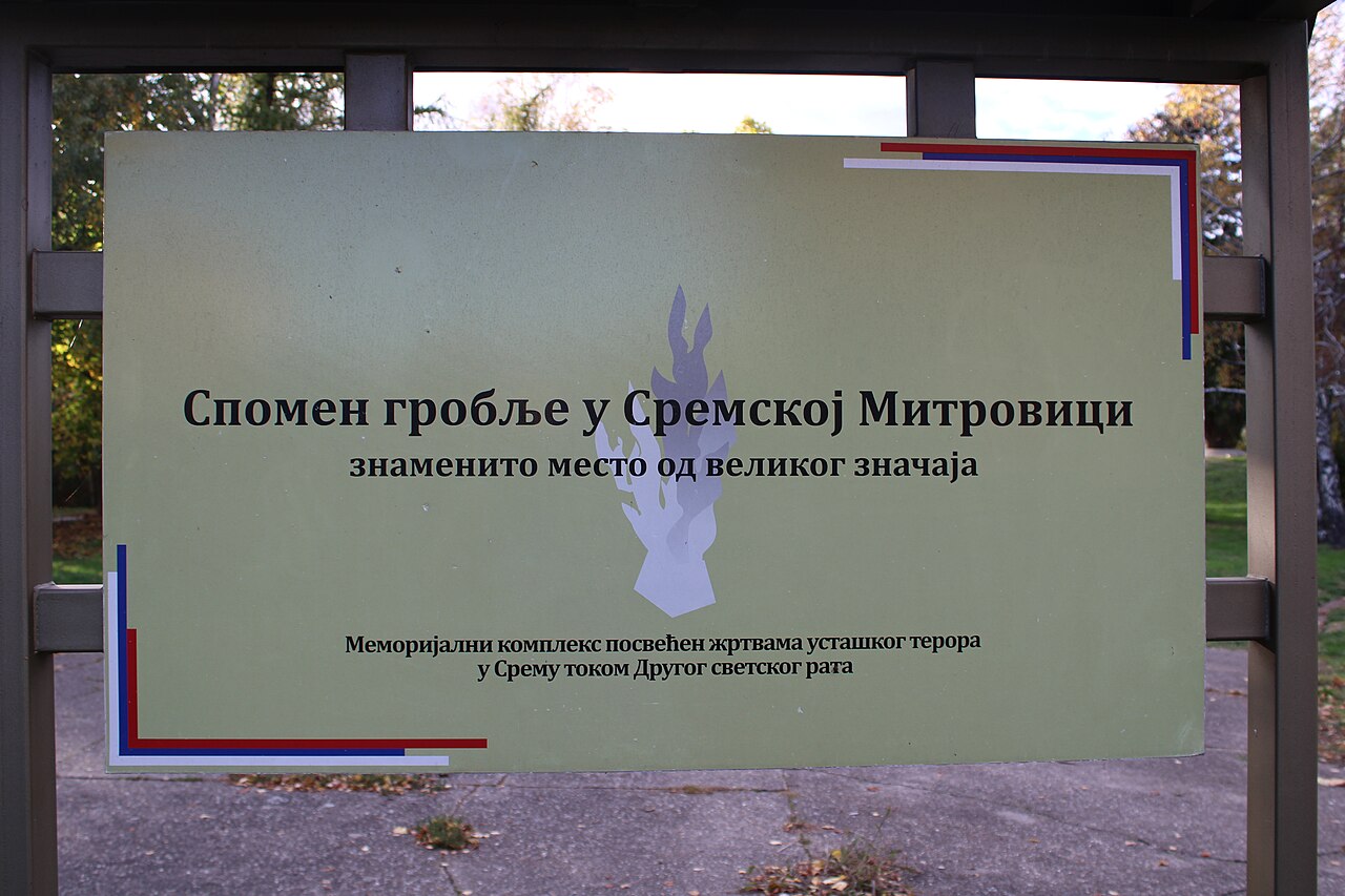 Memorial Cemetery by Bogdan Bogdanović