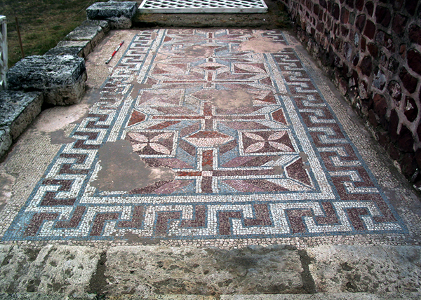 Museum pavilion with Roman artifacts at Mediana, Niš